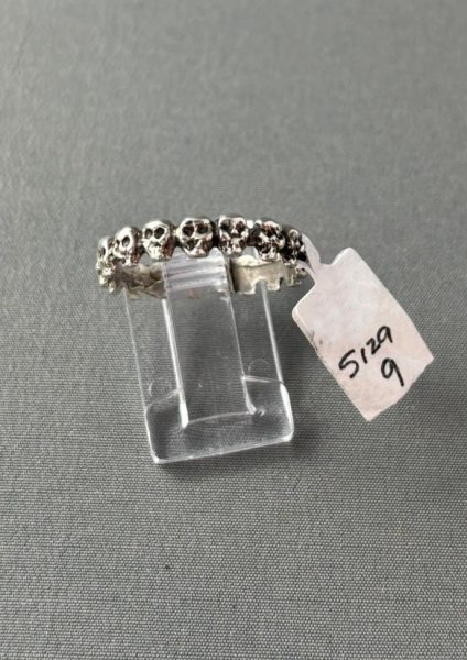 Silver Skull Eternity Band - Image 3